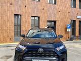 Toyota RAV4 2021 годаүшін13 700 000 тг. в Астана – фото 3