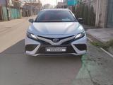 Toyota Camry 2022 года за 16 000 000 тг. в Алматы