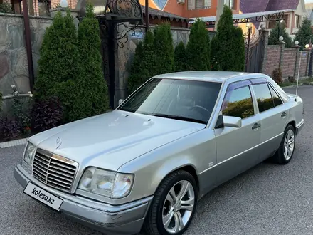 Mercedes-Benz E 280 1993 года за 3 200 000 тг. в Алматы – фото 14