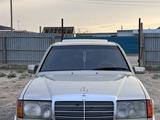 Mercedes-Benz E 220 1993 годаүшін2 350 000 тг. в Кызылорда – фото 2