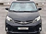 Toyota Sienna 2018 годаүшін15 000 000 тг. в Уральск