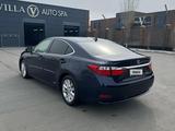 Lexus ES 300h 2013 года за 6 500 000 тг. в Атырау – фото 3
