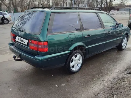 Volkswagen Passat 1995 годаүшін2 300 000 тг. в Петропавловск – фото 4