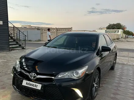 Toyota Camry 2015 года за 6 600 000 тг. в Актау