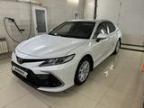Toyota Camry 2021 года за 13 600 000 тг. в Уральск