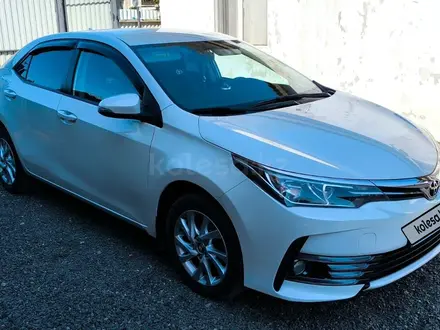 Toyota Corolla 2018 года за 8 800 000 тг. в Атырау – фото 2