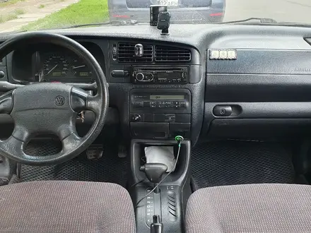 Volkswagen Golf 1995 года за 900 000 тг. в Алматы – фото 7