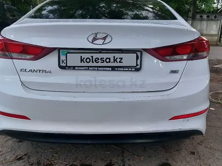 Hyundai Elantra 2018 года за 6 000 000 тг. в Алматы – фото 3