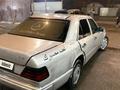 Mercedes-Benz E 260 1991 года за 750 000 тг. в Шымкент