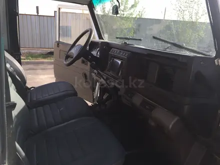 Land Rover Defender 2003 года за 6 000 000 тг. в Алматы – фото 14