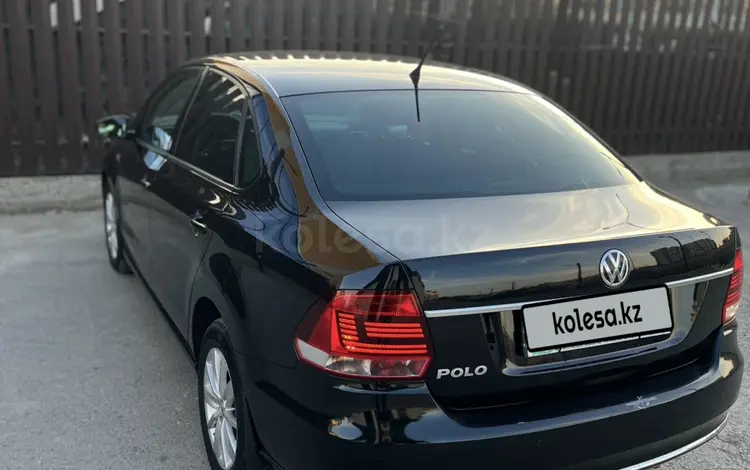 Volkswagen Polo 2016 года за 6 800 000 тг. в Актобе