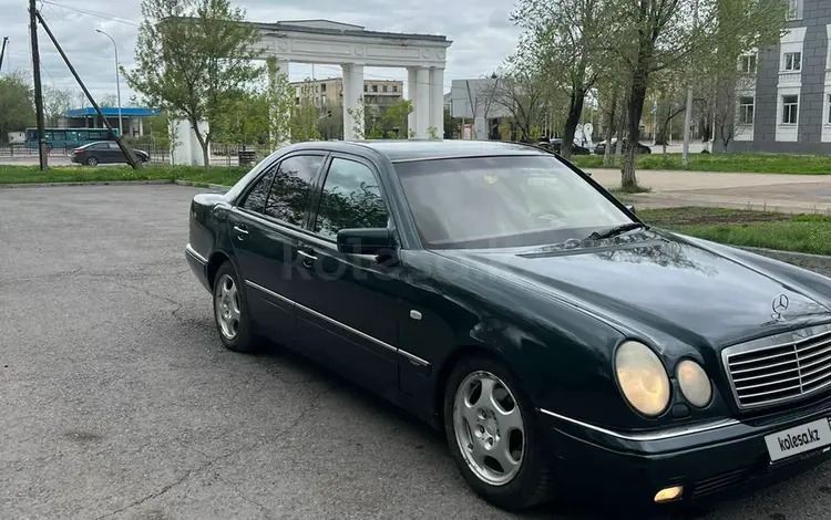 Mercedes-Benz E 230 1997 годаүшін2 650 000 тг. в Караганда