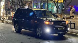 Toyota Highlander 2012 года за 12 500 000 тг. в Актобе