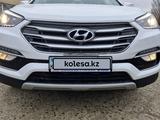 Hyundai Santa Fe 2018 годаүшін11 700 000 тг. в Жезказган – фото 2