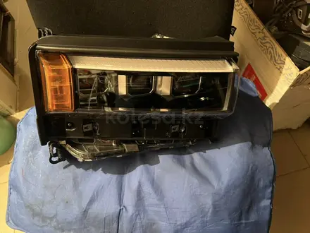 Фара правая Toyota Prado 250 full led оригинал за 550 000 тг. в Астана