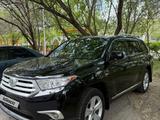 Toyota Highlander 2013 года за 10 000 000 тг. в Астана