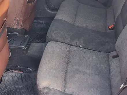 Volkswagen Passat 2000 года за 1 700 000 тг. в Алматы – фото 11