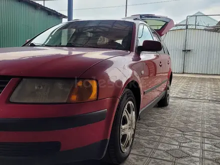Volkswagen Passat 2000 года за 1 700 000 тг. в Алматы – фото 4