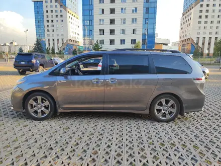 Toyota Sienna 2017 годаүшін17 000 000 тг. в Алматы – фото 3