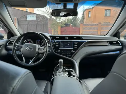 Toyota Camry 2019 года за 13 500 000 тг. в Астана – фото 14