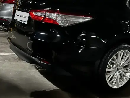 Toyota Camry 2019 года за 13 000 000 тг. в Астана – фото 4