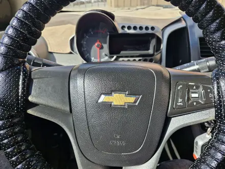 Chevrolet Aveo 2014 года за 2 800 000 тг. в Актобе – фото 8