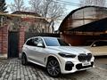 BMW X5 2019 года за 31 000 000 тг. в Алматы – фото 2