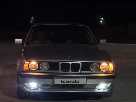 BMW 520 1991 года за 1 550 000 тг. в Жанатас – фото 2