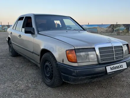 Mercedes-Benz E 250 1986 года за 800 000 тг. в Астана – фото 7