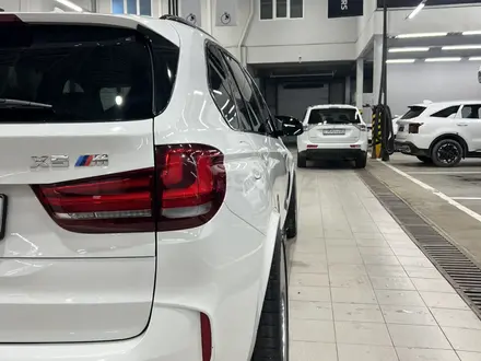 BMW X5 M 2015 года за 27 500 000 тг. в Алматы – фото 13