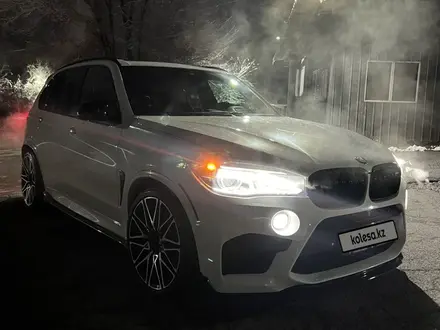 BMW X5 M 2015 года за 28 500 000 тг. в Алматы – фото 17