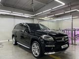 Mercedes-Benz GL 500 2013 года за 13 500 000 тг. в Караганда