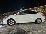 Hyundai Solaris 2015 года за 4 400 000 тг. в Атырау – фото 3