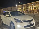 Hyundai Solaris 2015 года за 4 400 000 тг. в Атырау – фото 4