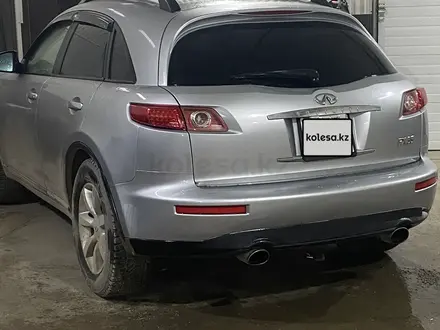 Infiniti FX35 2003 года за 4 300 000 тг. в Актобе – фото 3