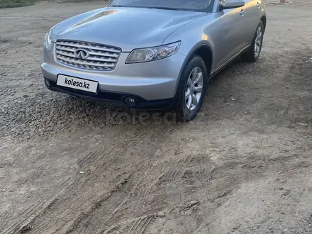 Infiniti FX35 2003 года за 4 300 000 тг. в Актобе – фото 7