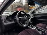 Hyundai Elantra 2020 года за 8 800 000 тг. в Алматы – фото 2