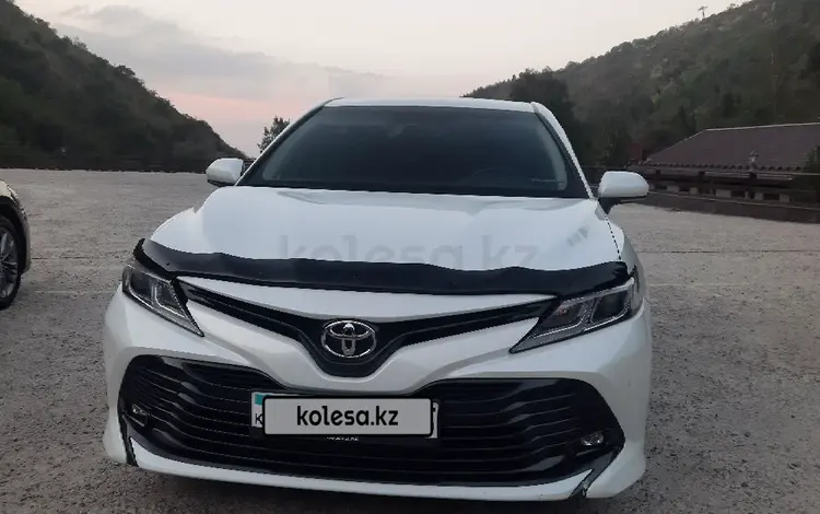 Toyota Camry 2019 годаfor11 111 111 тг. в Алматы