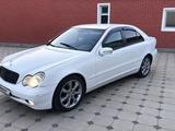Mercedes-Benz C 180 2001 года за 3 100 000 тг. в Уральск