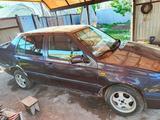 Volkswagen Vento 1993 года за 700 000 тг. в Уральск – фото 2