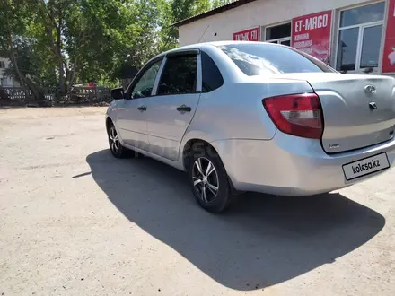 ВАЗ (Lada) Granta 2190 2013 года за 2 000 000 тг. в Астана