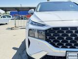 Hyundai Santa Fe 2021 года за 18 000 000 тг. в Алматы