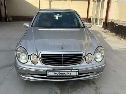 Mercedes-Benz E 320 2003 года за 4 200 000 тг. в Шымкент – фото 2