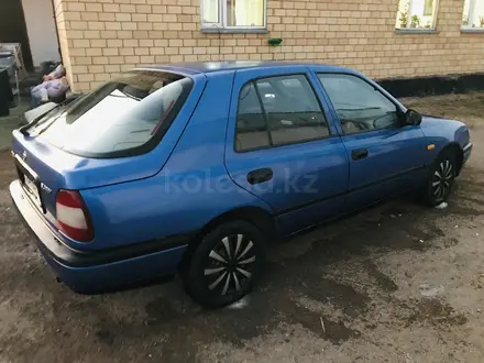 Nissan Sunny 1995 года за 650 000 тг. в Астана