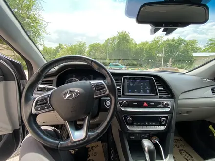 Hyundai Sonata 2019 года за 8 950 000 тг. в Шымкент – фото 16