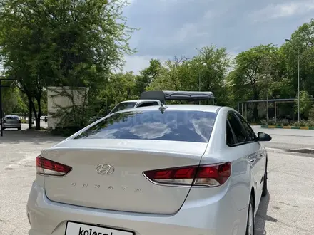 Hyundai Sonata 2019 года за 8 950 000 тг. в Шымкент – фото 5