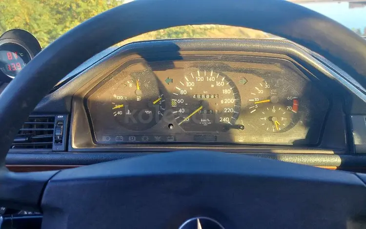 Mercedes-Benz E 220 1992 года за 1 400 000 тг. в Жезказган