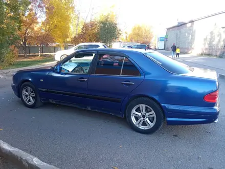 Mercedes-Benz E 280 1998 года за 2 600 000 тг. в Астана – фото 3