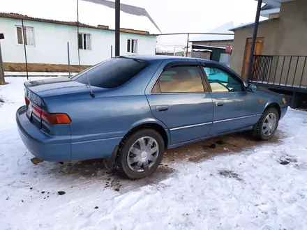 Toyota Camry 2000 года за 3 200 000 тг. в Алматы – фото 3