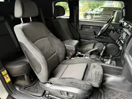 Toyota FJ Cruiser 2007 года за 18 990 000 тг. в Алматы – фото 18